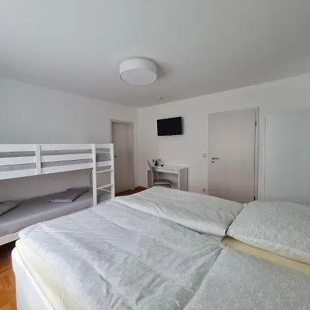 Ferienwohnung Struppi Apartment